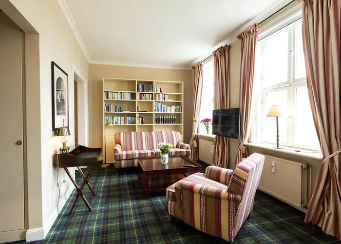 Herrenhaus 15 * Luedersburg
